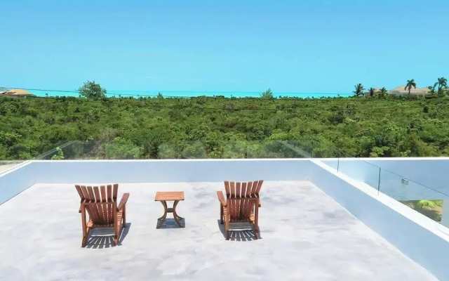 Seaside Family Vacation Villa, Hotel Amenities v2