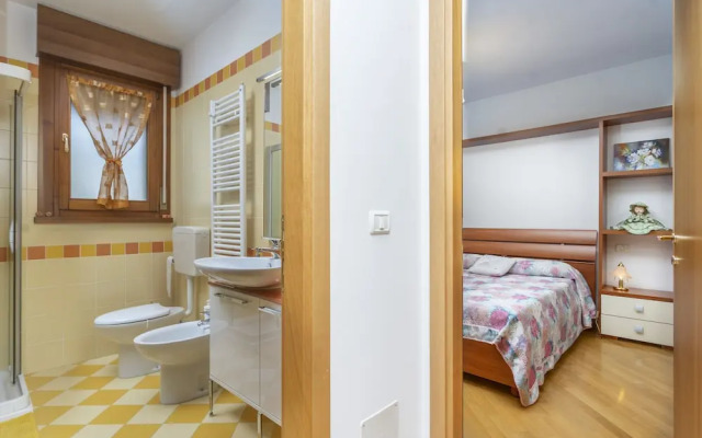 Ai Gelsomini-APT with Terrace & Parking