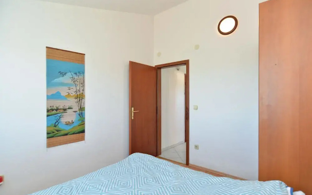 Apartment 794