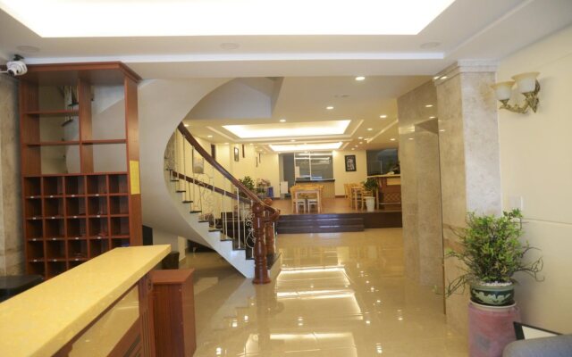Lakeview Hotel