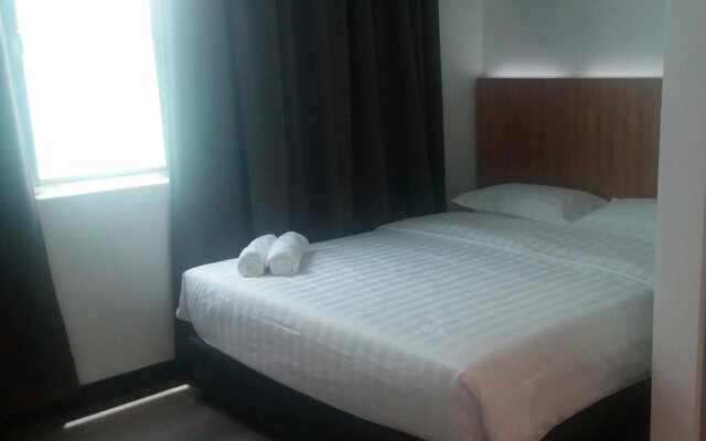Place2Stay @ Gong Badak