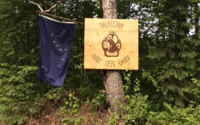 Talkeetna Wolf Den Cabin