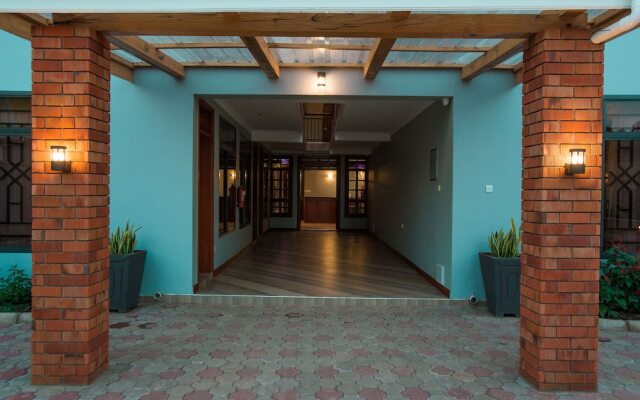 Medan Hotel & Apartments
