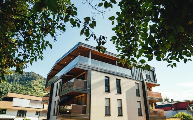 Deluxe Apartment Berglust