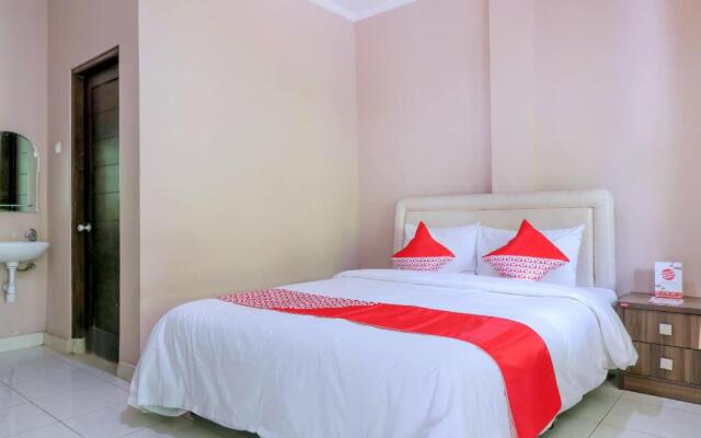 OYO 2456 Purnama House Kuta