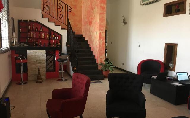 Bates Place Apartments
