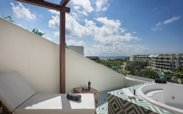 Ocean Riviera Paradise All Inclusive