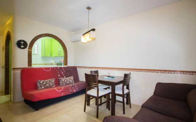 Vistamarina B405 By IVI Real Estate