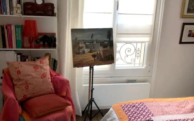 Apartment with One Bedroom in Paris, with Wonderful City View And Wifi
