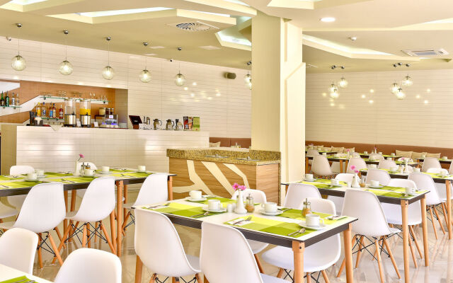 Hotel Grifid Foresta  Adults Only