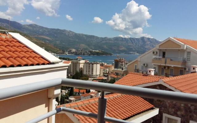 Apartment Bravo Budva