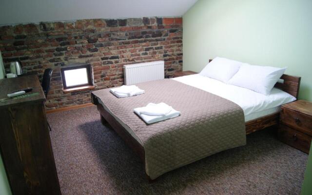 Hotel Rover