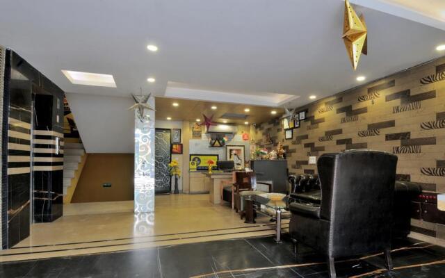 Check In Room Main Bazar