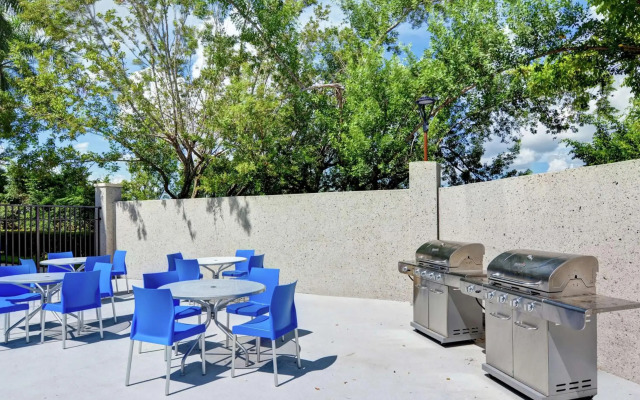 Home2 Suites by Hilton Miramar FT. Lauderdale