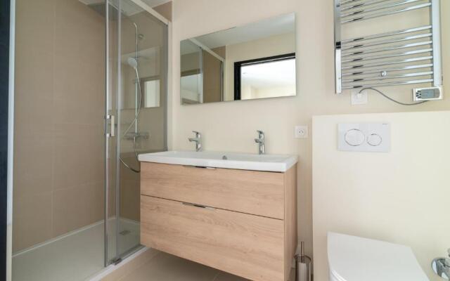 Scandinavian Urban 3 - 2br Apartment in Cannes Center - Close To the Beach And Palais