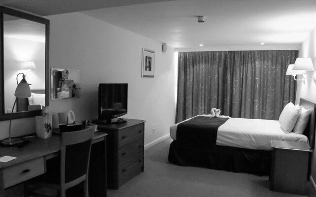 Airport Inn Gatwick