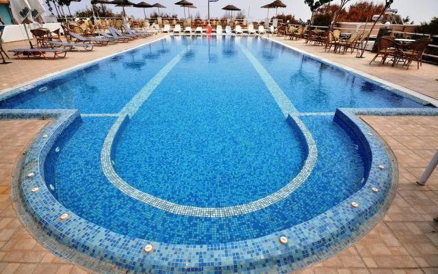 Santorini Camping/Rooms