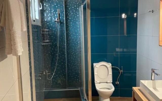 Eros Luxury 2bd Apartment