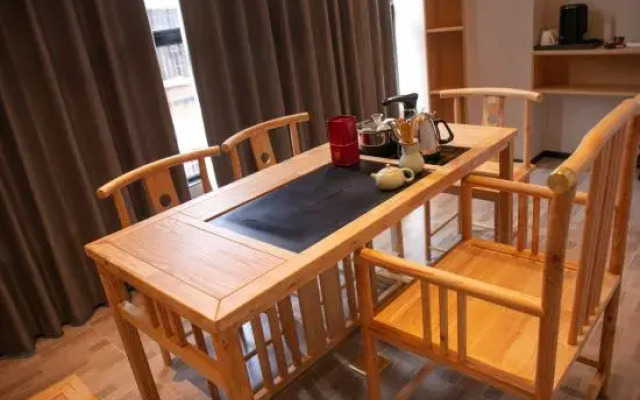 Foshan Light Luxury Selection Apartment One (Sanshui Hengfu Plaza)