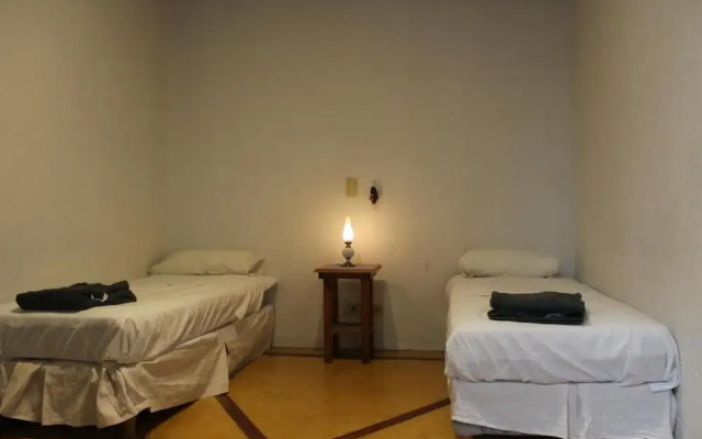 Parla Hostel