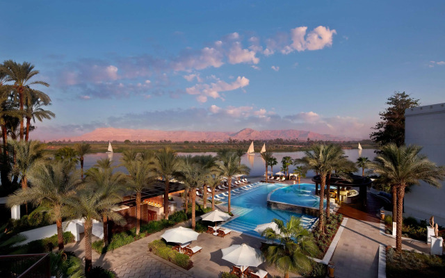 Hilton Luxor Resort & Spa