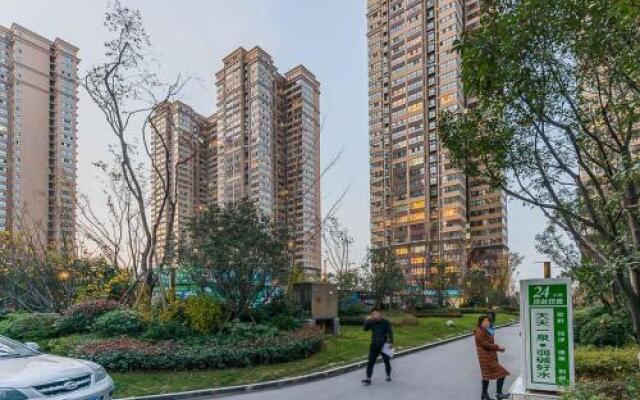 Xi'an Yanta·Zhangba North Road· Locals Apartment 00130800