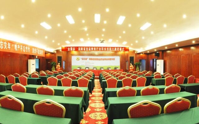 Huayue Hotel