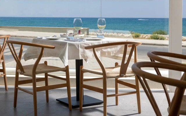 Pearl Seabreeze Suites