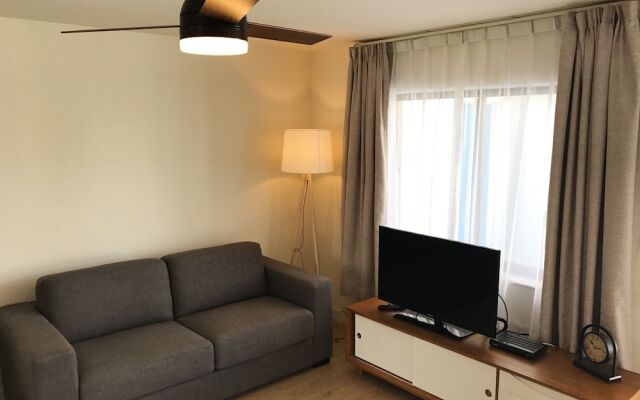 BEACH ROOMS INN - Hollywood Beach