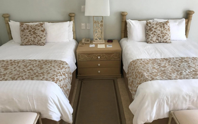 Grand Isla Navidad Golf & Spa Resort with Marina