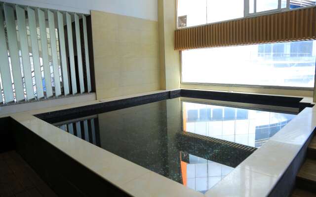 Grand Eliana Hotel Conference & Spa