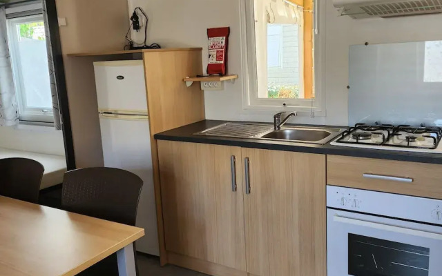 Swanky Mobile Home in Saint Jean de Monts Near Seabeach