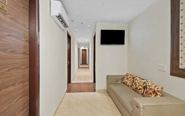 Treebo Elegant Palace