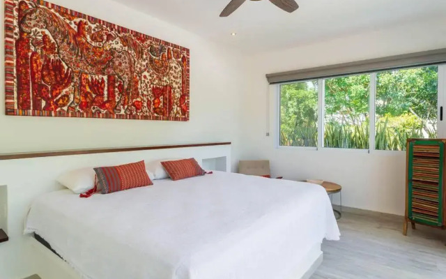 Luxury Private 3BED Villa, Garden, Pool,Security