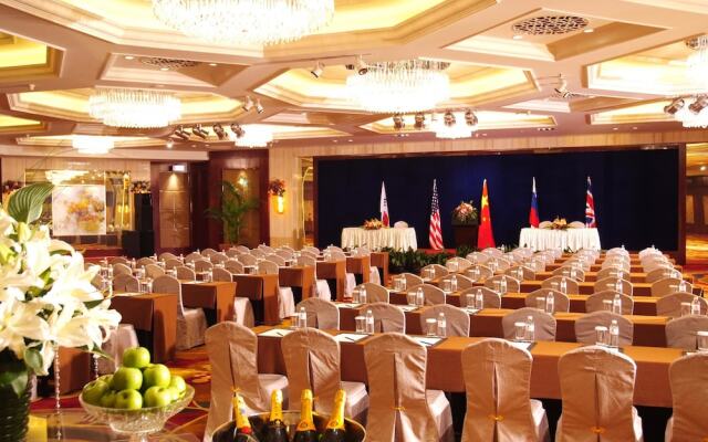 Purple Mountain Hotel Ballroom