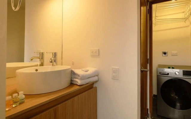 w Stylish 2BR in Cabrera