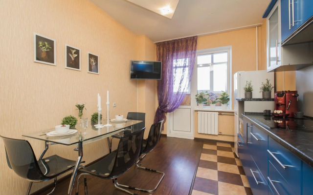 HomeHotel (ХоумХотел) на набережной Волжская 8/1