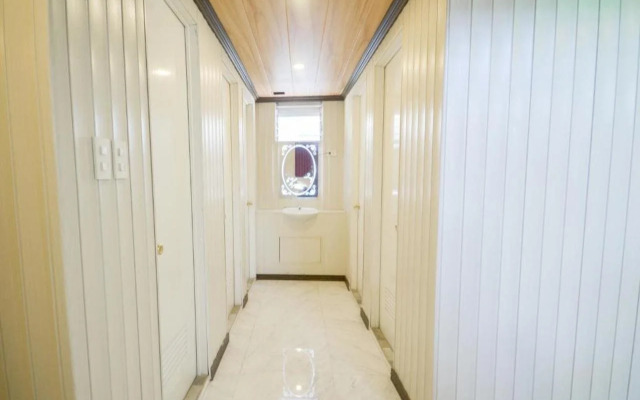 Diamond Water Edge Resort