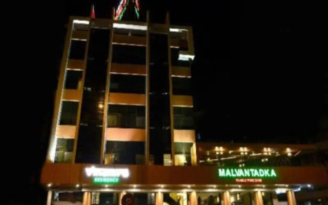 Hotel Vinamra Residency