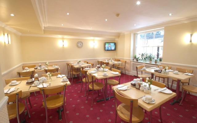 Balmoral House Hotel