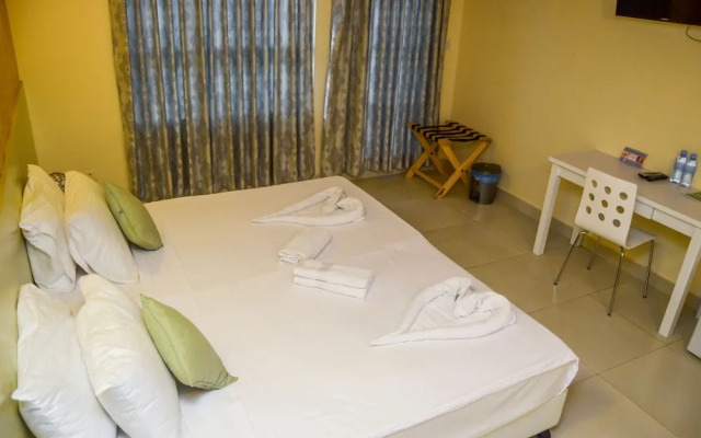 Huvandhumaa Inn
