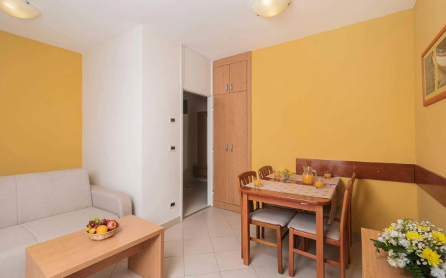 Apartments Katoro Plava Laguna