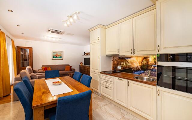 Poolincluded Villa Dalmatia