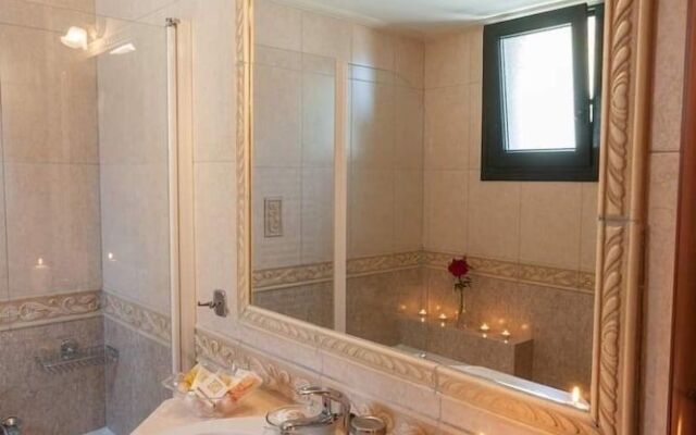 Lithoessa Traditional Rooms