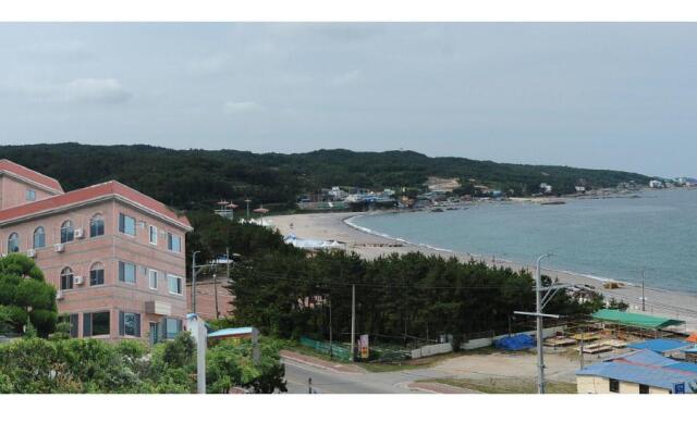 Gyeongju Gampo Kkachi Pension