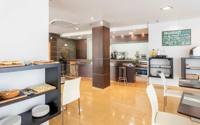 Hotel Exe Puerta de San Pedro