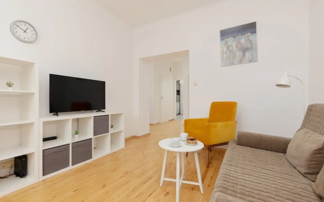 Apartment in Warsaw Center by Renters