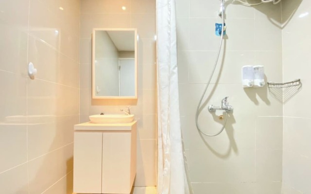 Homey And Comfort Stay Studio Sentraland Semarang Apartment