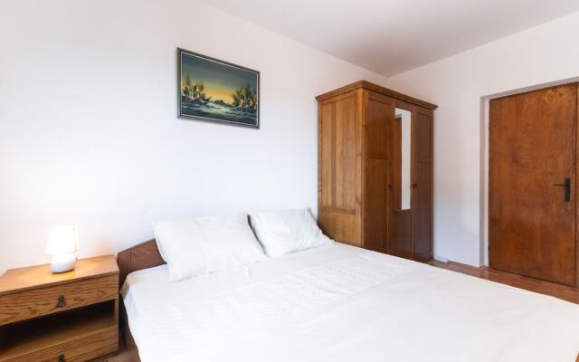 Seafront Spacious Apartment Spazzio