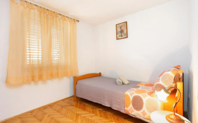 Apartments by the sea Trogir - 15517